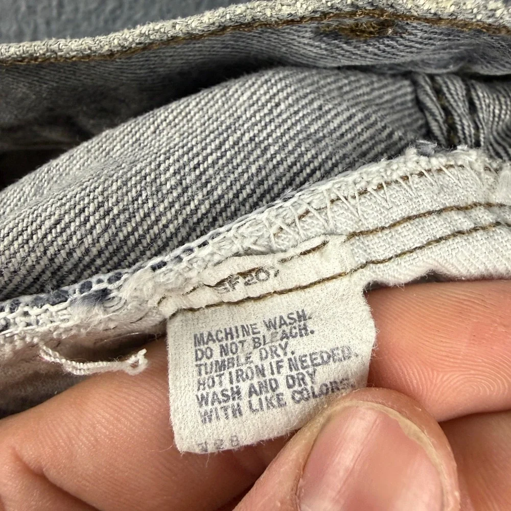 Vintage USA Levis Women's 26x32 Black 70s 80s Button Fly Straight Leg Dark Wash